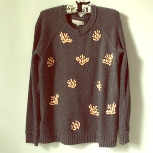 Appliqued gray sweater